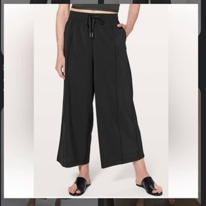 Lululemon Get Going high rise light weight pant